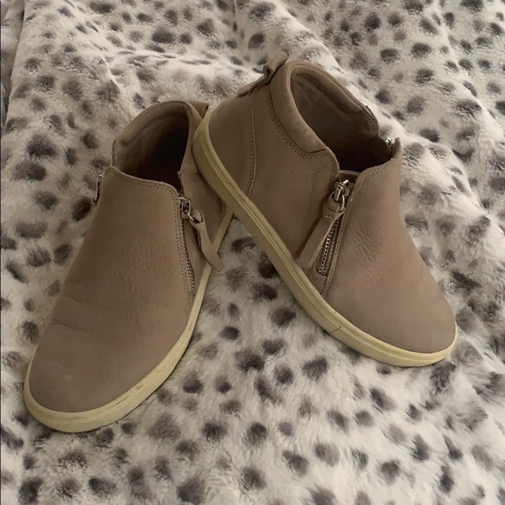 Gianna Bini sneakers